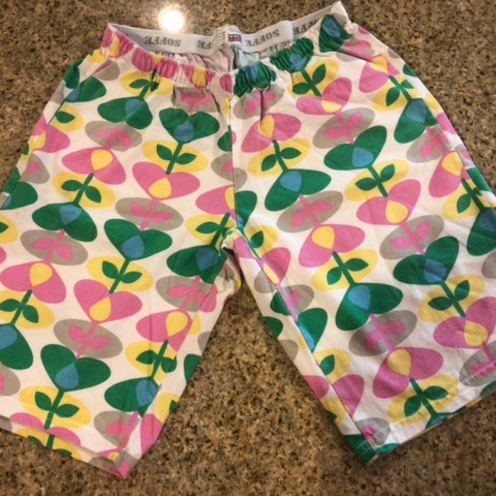 White pajama shorts with mulit-colored flower